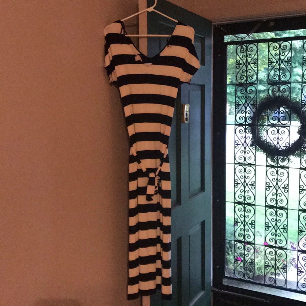 Navy Striped Banana Republic Maxi sz M.
